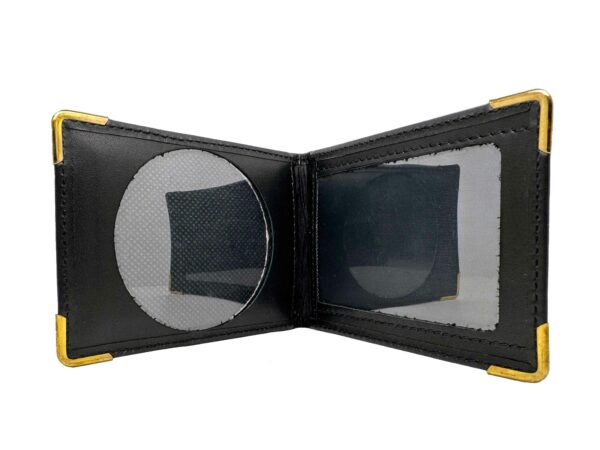 https://www.todojuridico.es/producto/https-www-todojuridico-es-tienda-cartera-piel-identificacion-profesional-para-placa-circular-65-mm-2-cuerpos/